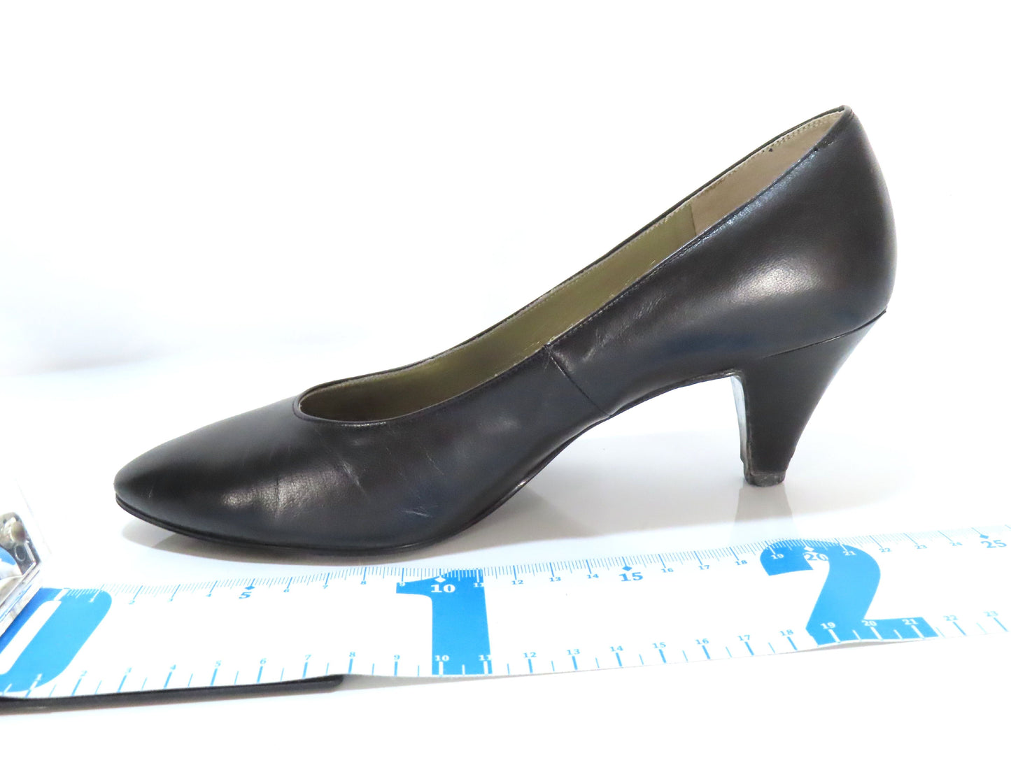 Yves Saint Laurent Yves Saint-Laurent Pumps Pumps