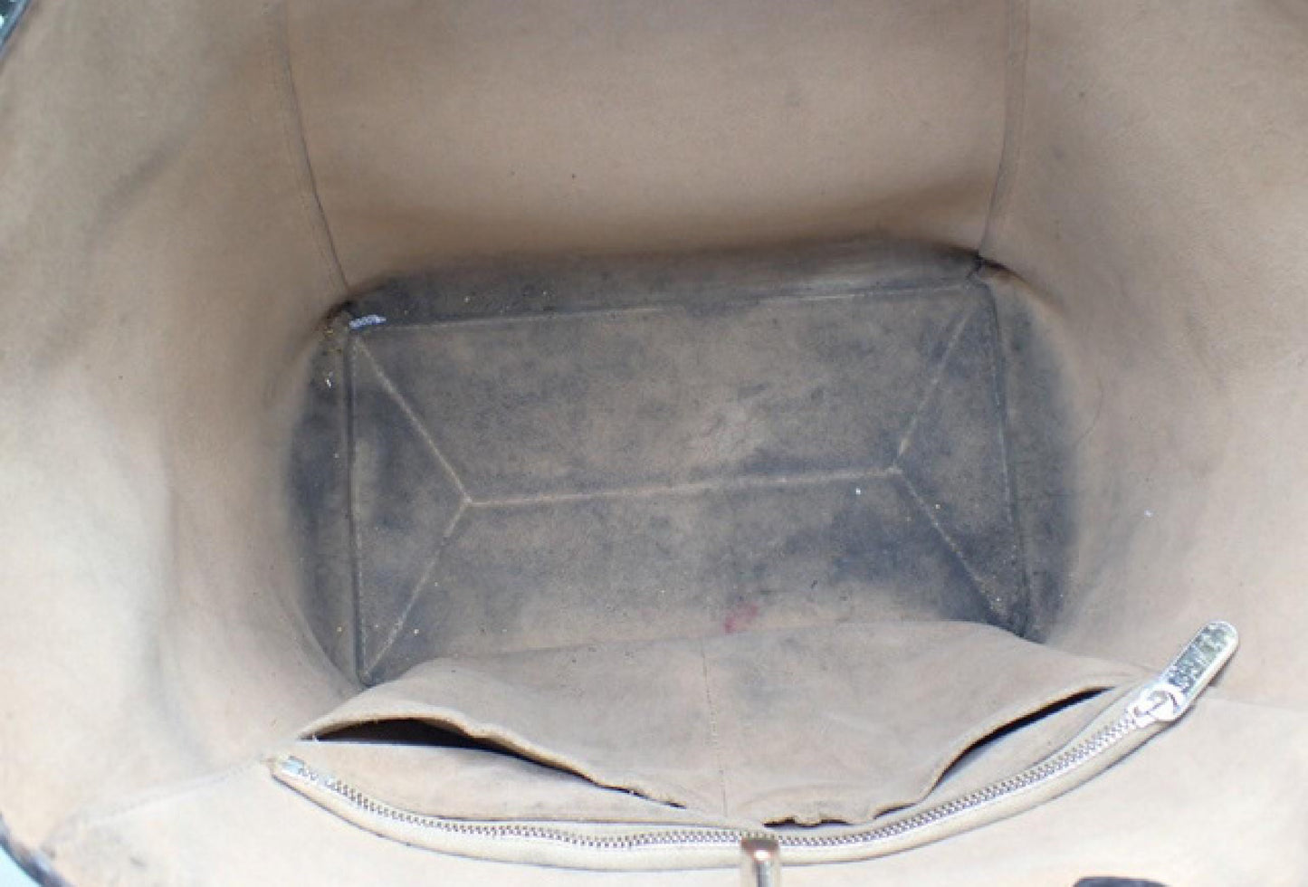 LOUIS VUITTON Lock Me Caba M42289 FL2166 Tote Bag