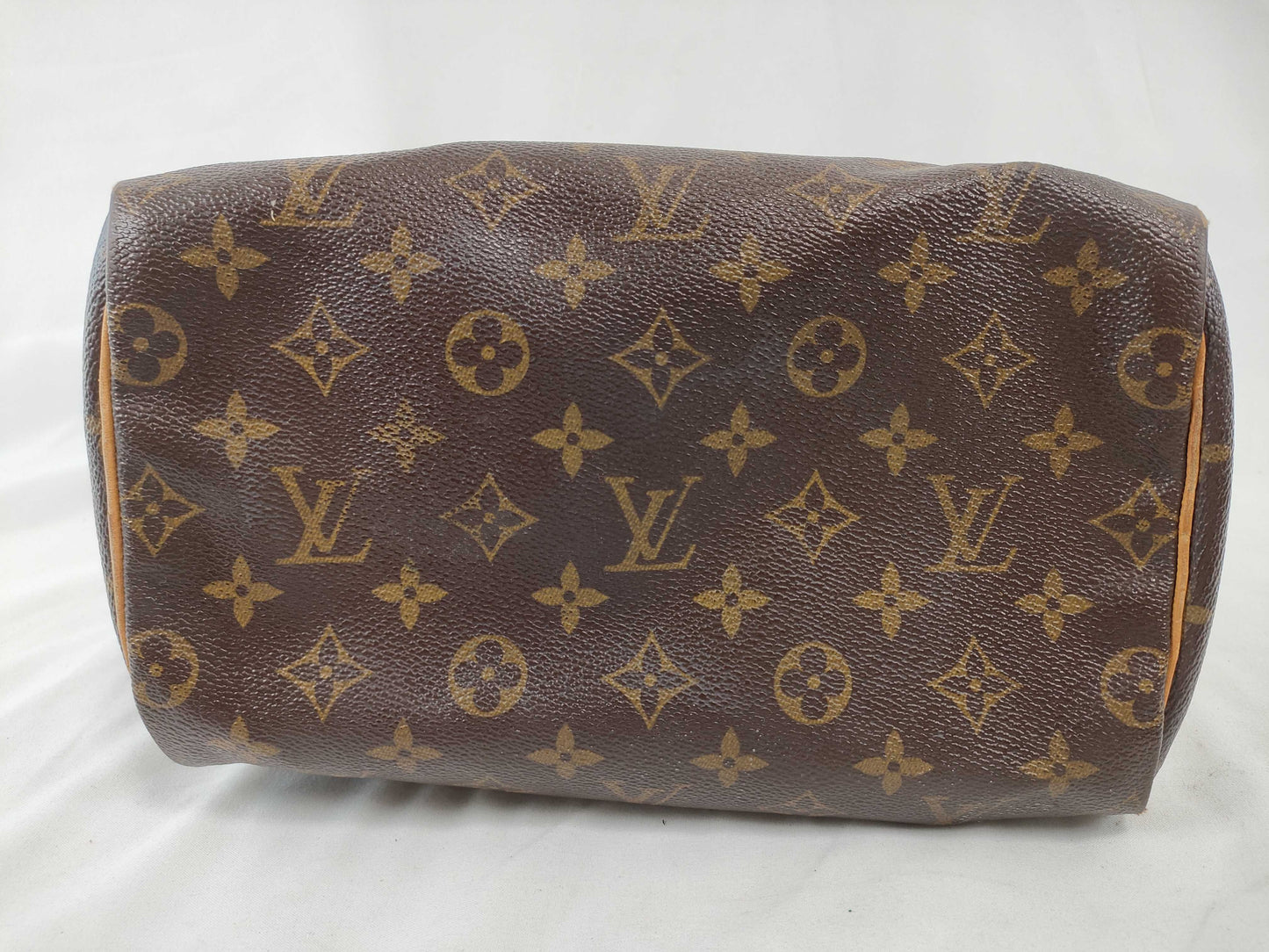 LOUIS VUITTON Louis Vuitton Monogram Speedy 25 Boston Bag