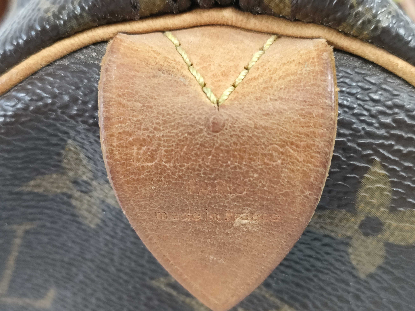 LOUIS VUITTON Louis Vuitton Monogram Speedy 25 Boston Bag