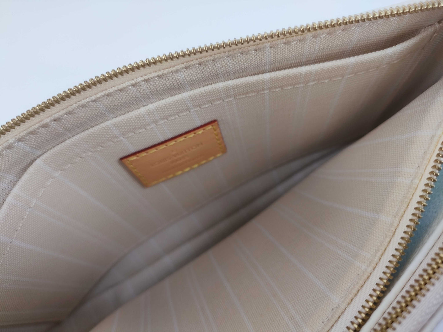 LOUIS VUITTON M57633 Monogram Multi Pochette Accessoires Blue/White M57633 RFID Verified Shoulder Bag