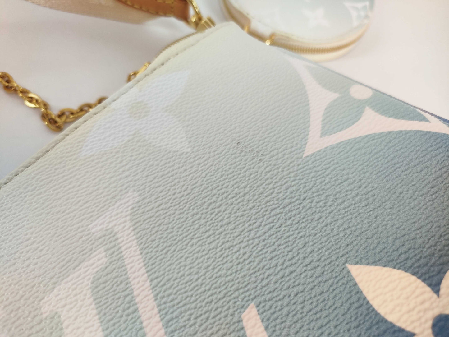 LOUIS VUITTON M57633 Monogram Multi Pochette Accessoires Blue/White M57633 RFID Verified Shoulder Bag