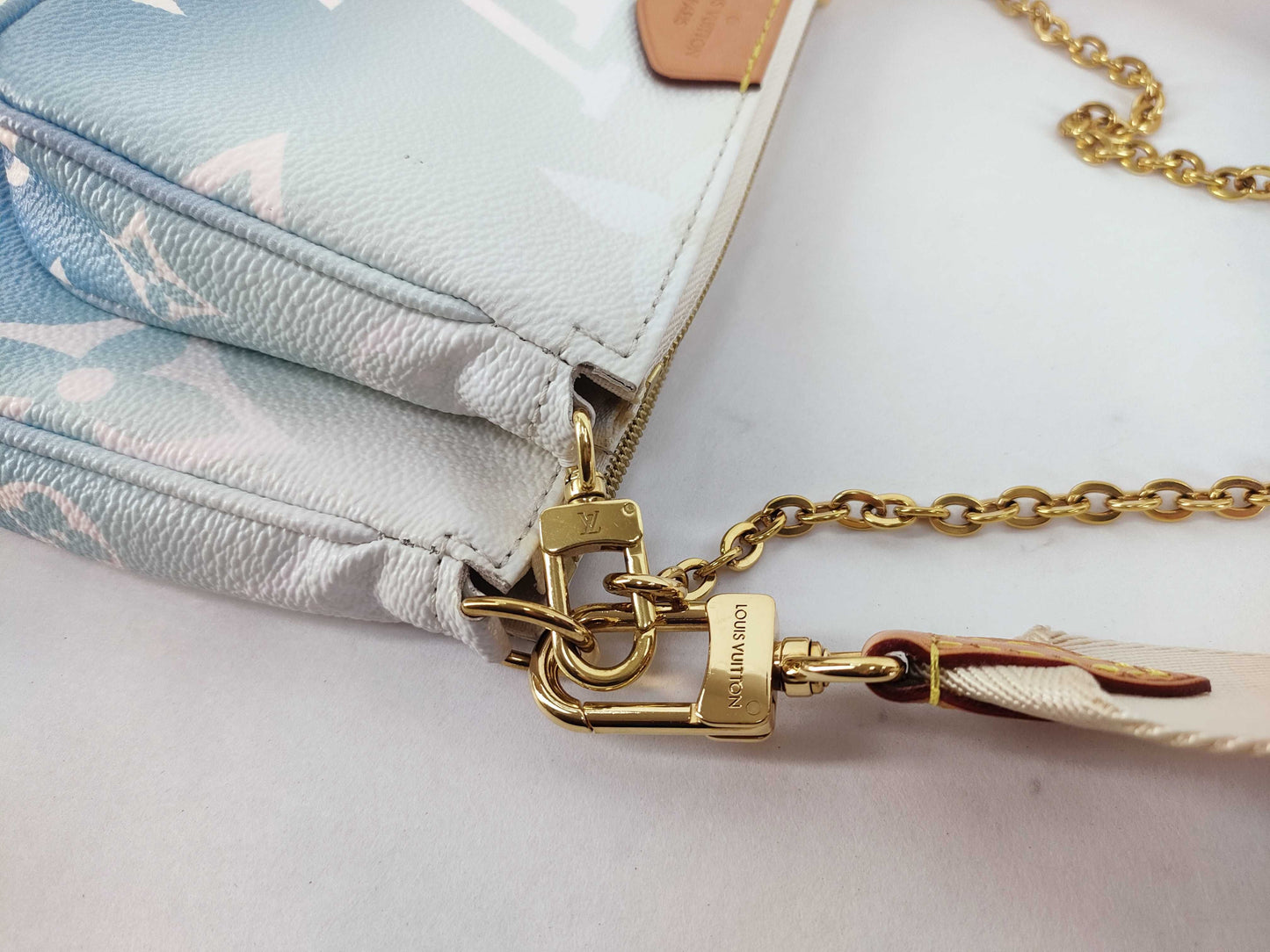 LOUIS VUITTON M57633 Monogram Multi Pochette Accessoires Blue/White M57633 RFID Verified Shoulder Bag