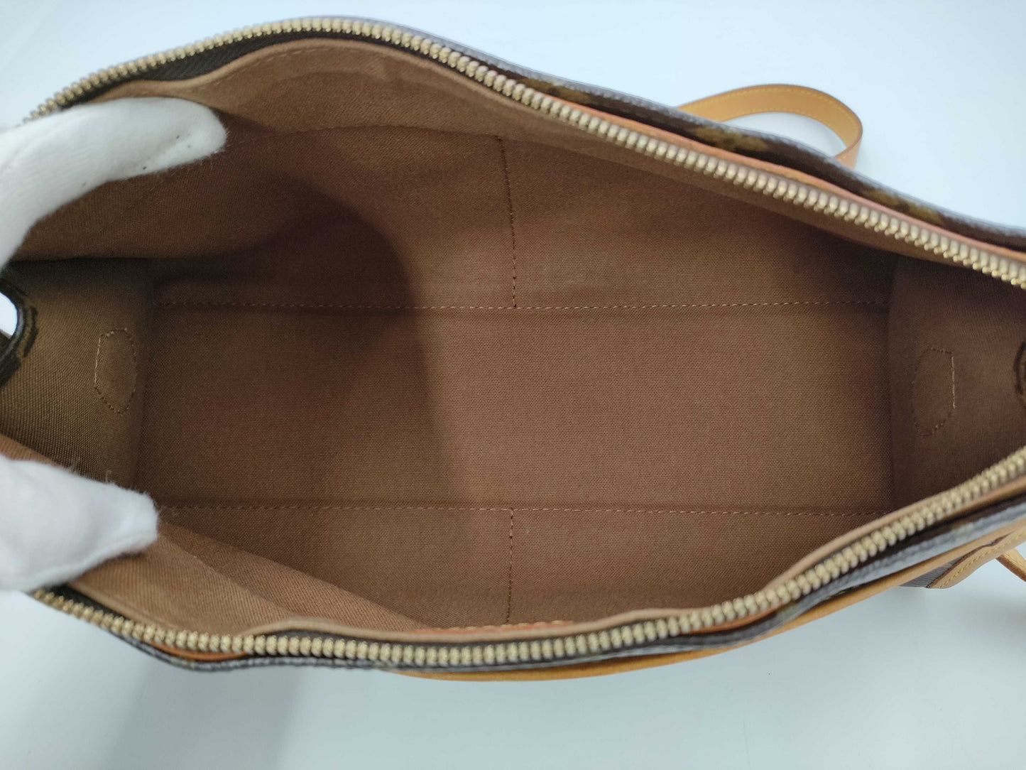 LOUIS VUITTON Popincourt Long Monogram Shoulder Bag M40008