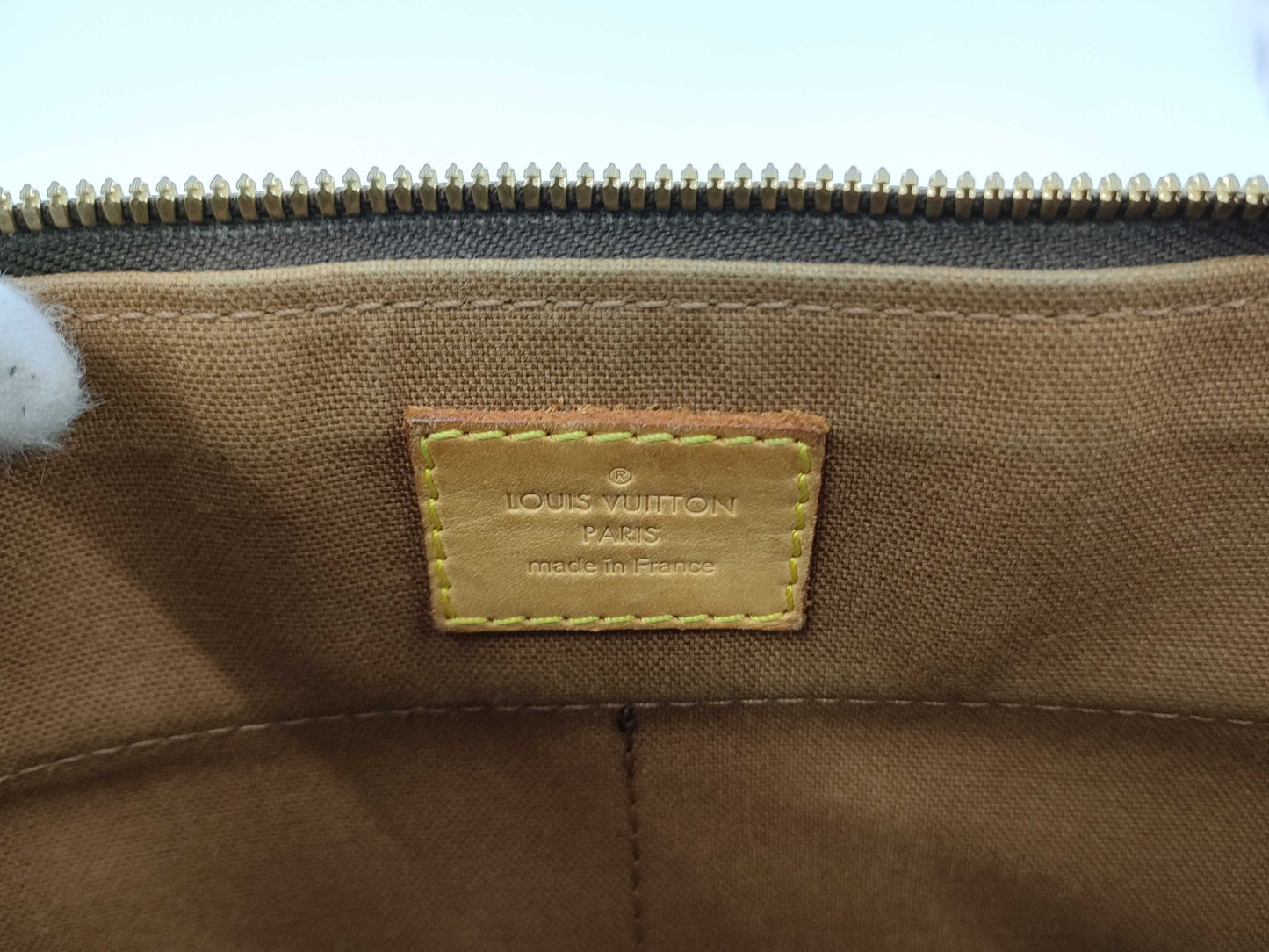 LOUIS VUITTON Popincourt Long Monogram Shoulder Bag M40008