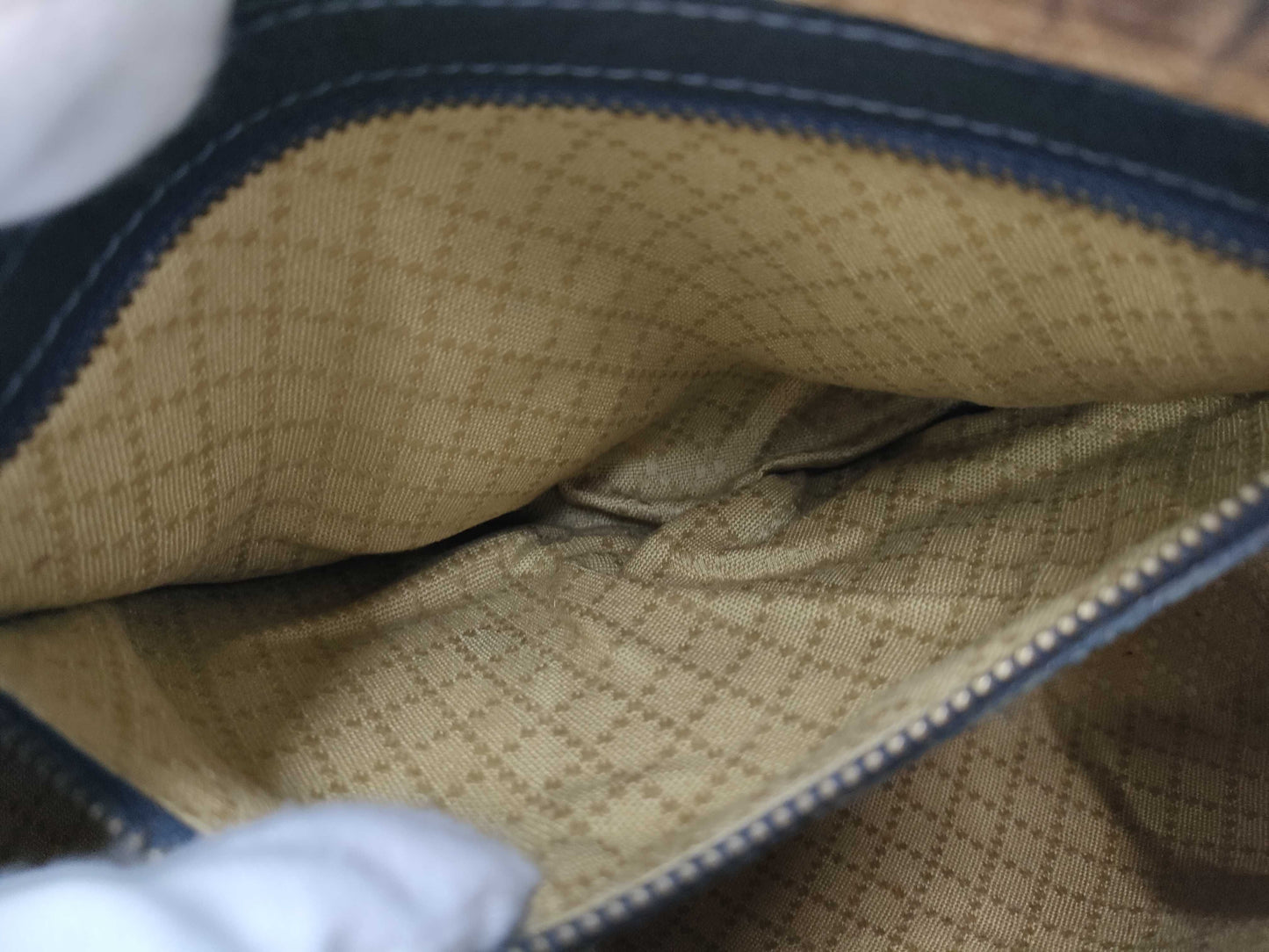 GUCCI GG Supreme Old Shoulder Bag