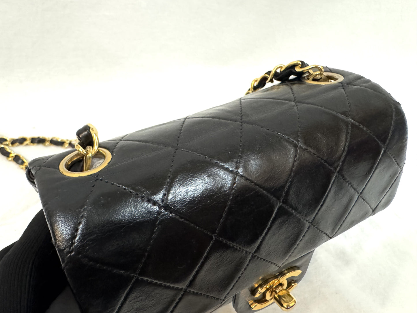 CHANEL Lambskin Mini Matelasse 17 Shoulder Bag with GD Hardware and 107cm Chain