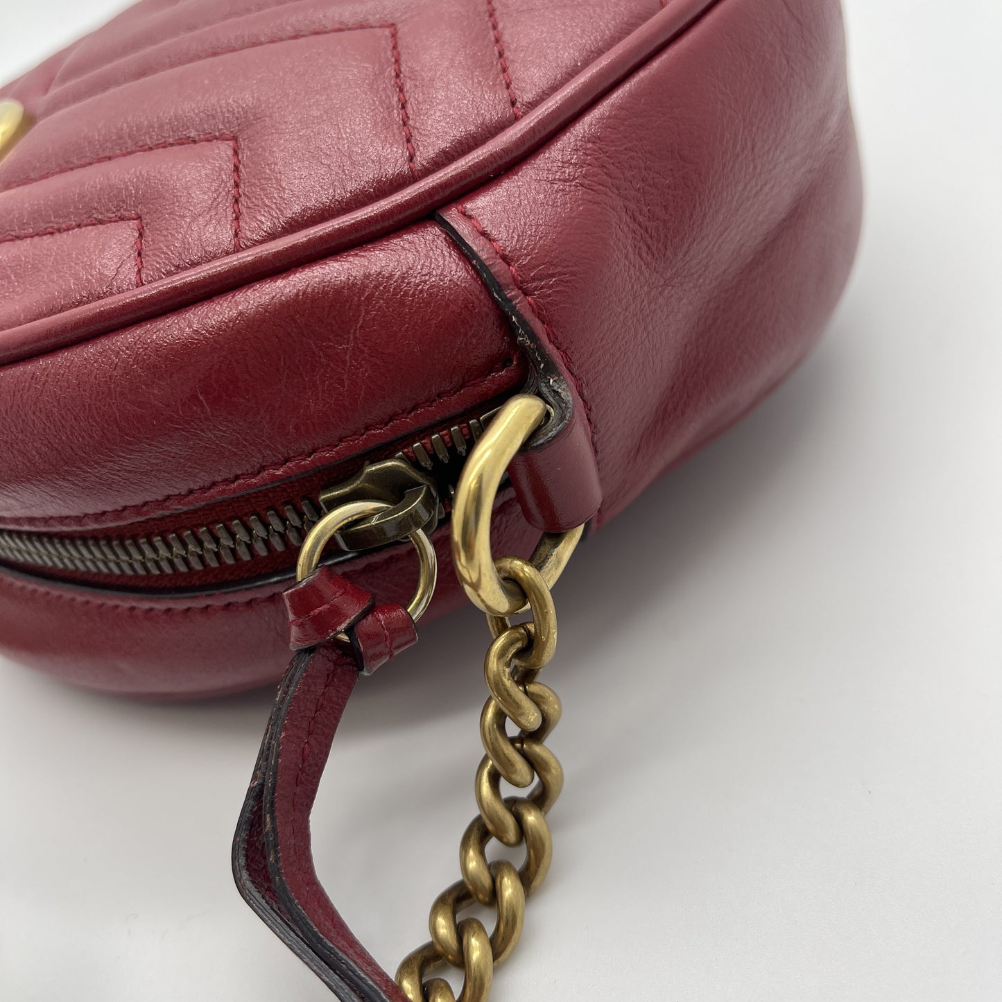 GUCCI Gucci Velvet Round Shoulder Bag