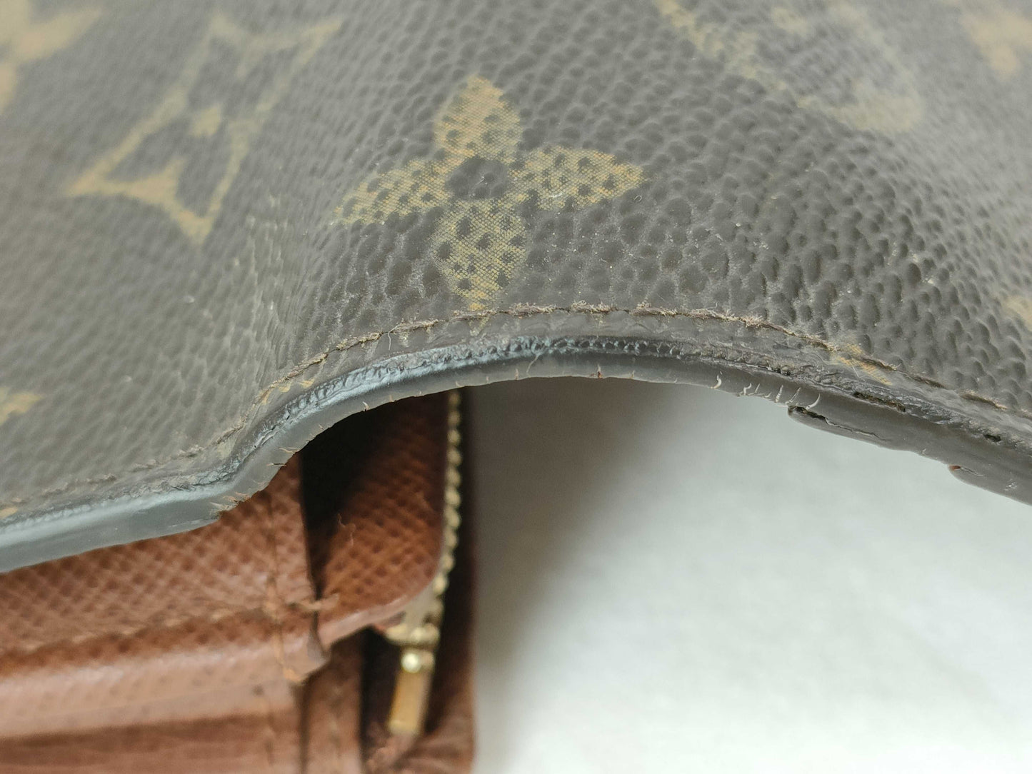 LOUIS VUITTON M61730 Monogram Louis Vuitton Bifold Wallet