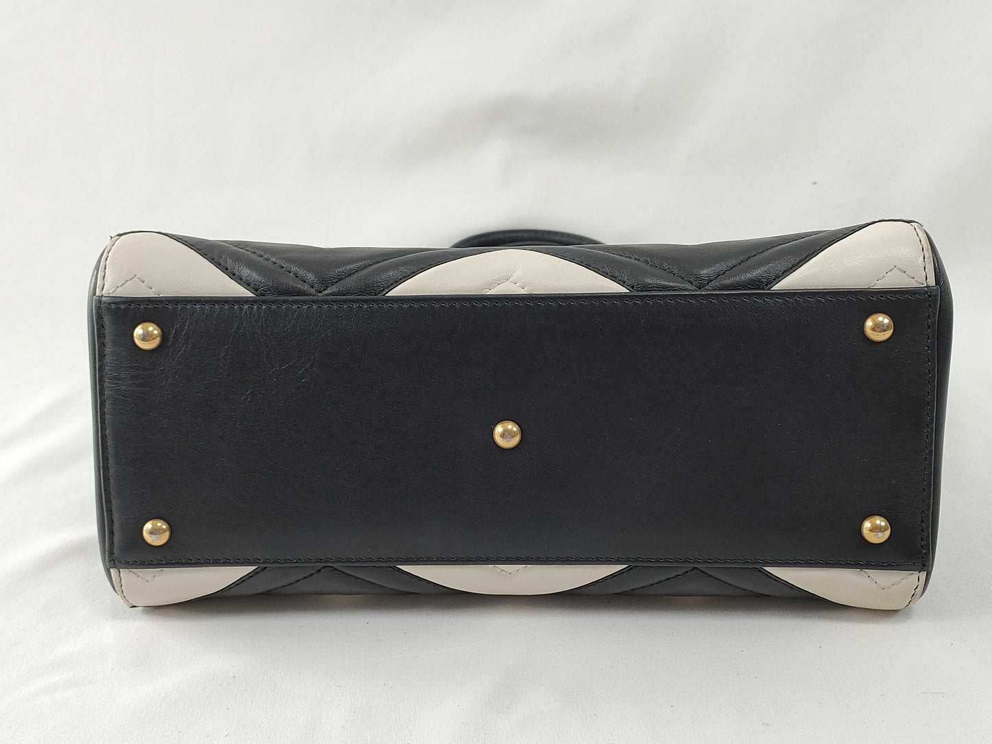 GUCCI 2-Way Bag GG Marmont Handbag