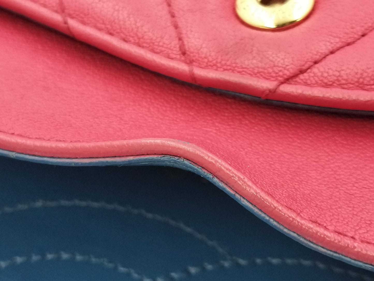 CHANEL Lamb V-Stitch Double Flap 25 Shoulder Bag