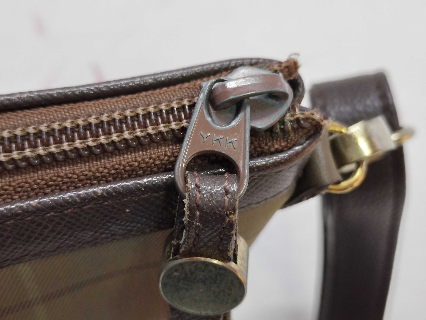 BURBERRY Nova Check Shoulder Bag