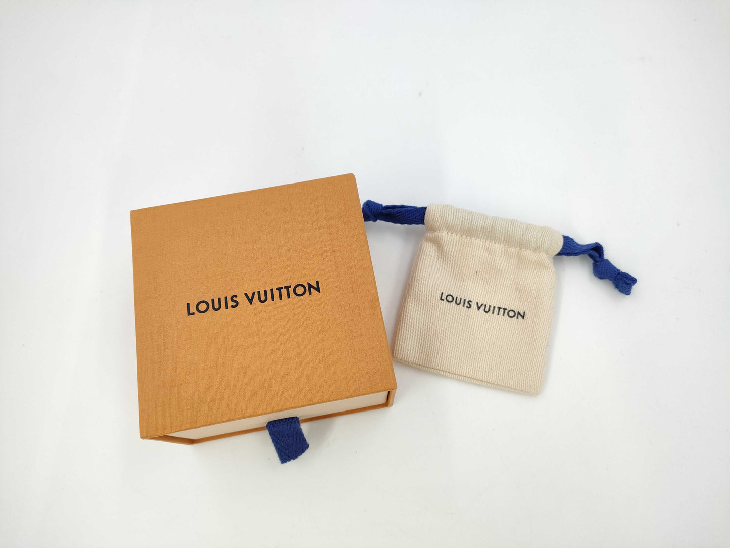 LOUIS VUITTON 925 Bracelet/Bangle