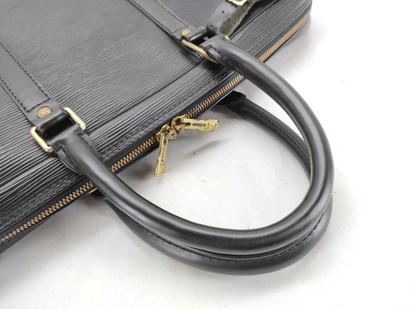 LOUIS VUITTON Epi PDV Business Bag BA2191