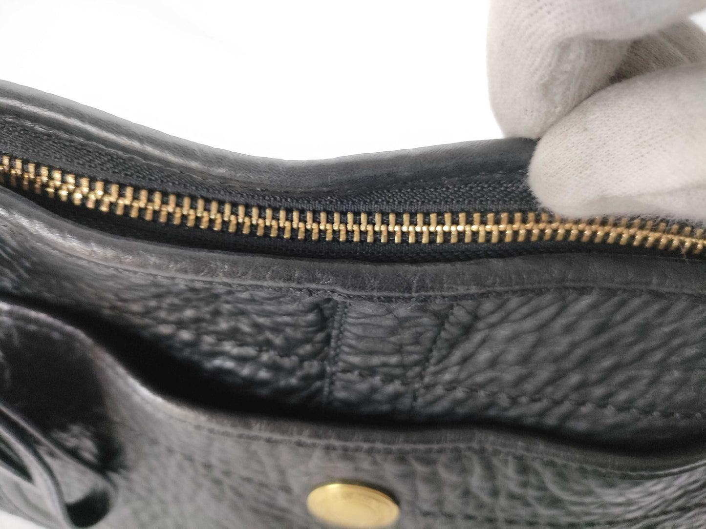 COACH shoulder bag in black calf leather