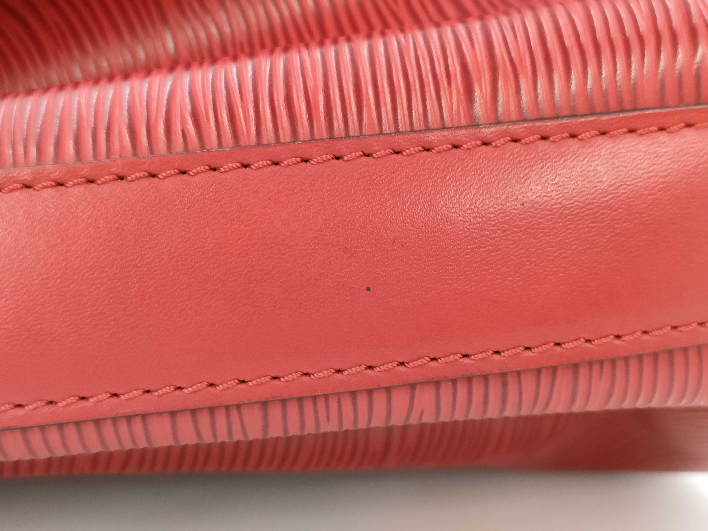 LOUIS VUITTON Epi Brand Bag Sac de Paul VI0915 Shoulder Bag