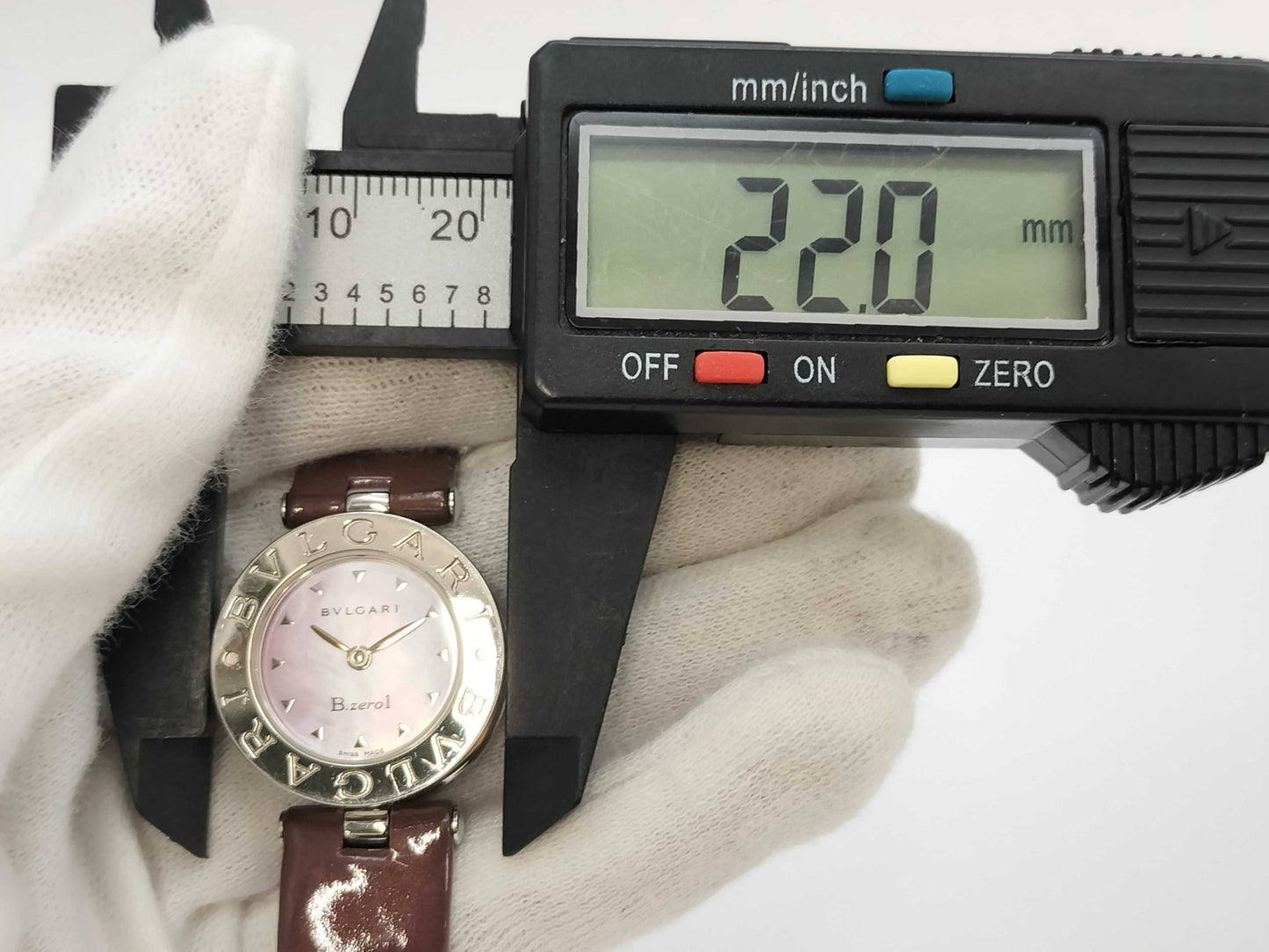 BVLGARI B.zero1 BZ22S D3767 Quartz Shell Dial Unmoving Women's Watch