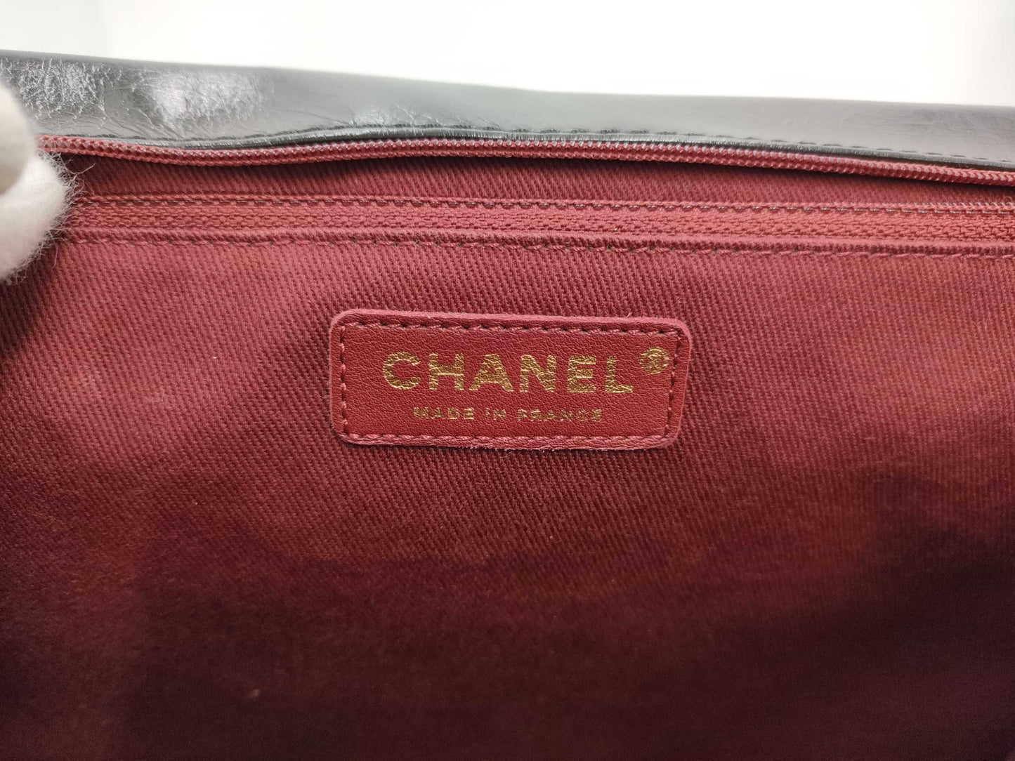 CHANEL Matelasse Shoulder Bag, Vintage Calfskin, Black, 20 Series