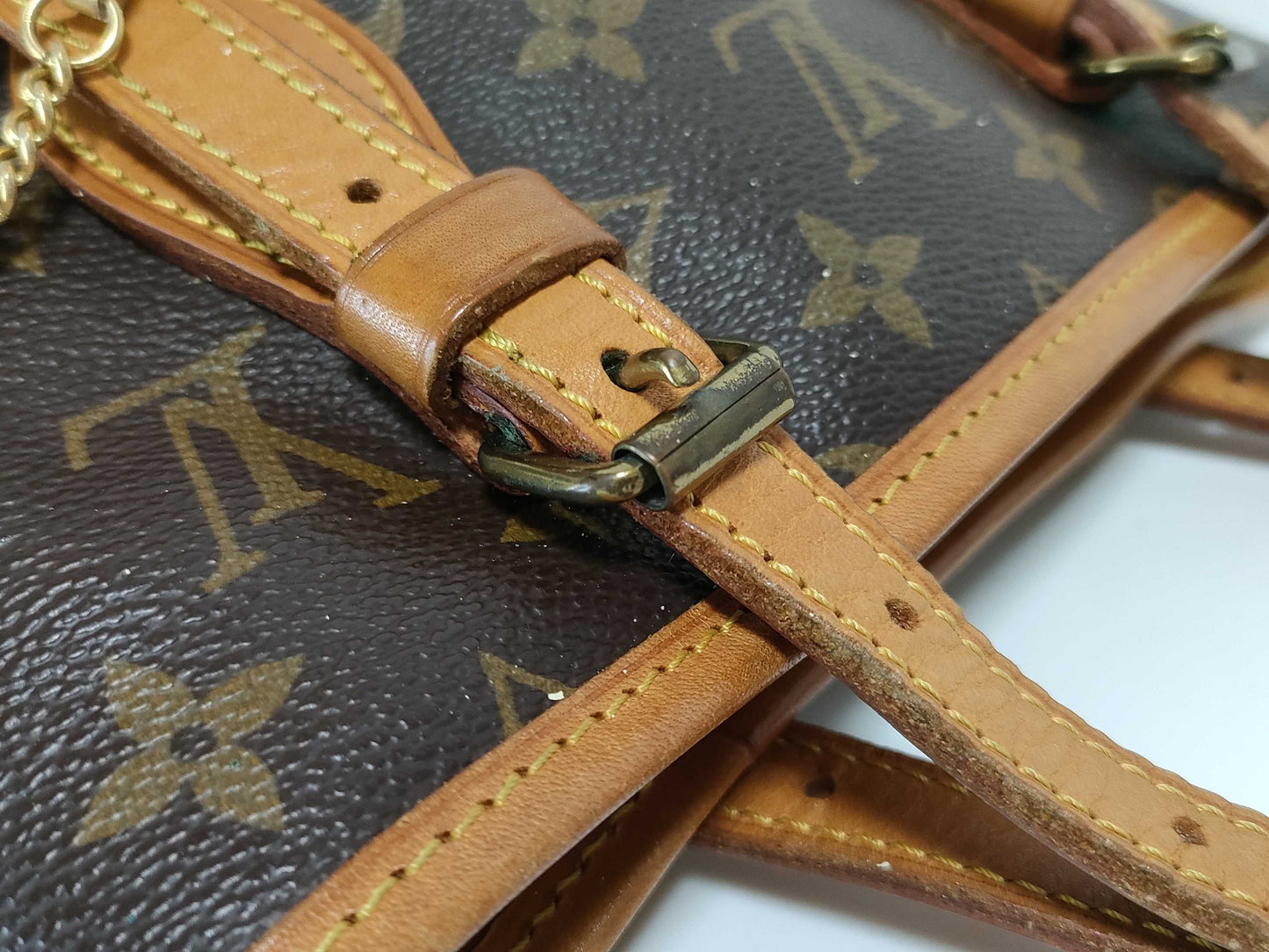 LOUIS VUITTON M42238 Monogram Louis Vuitton Monogram Bucket PM Handbag