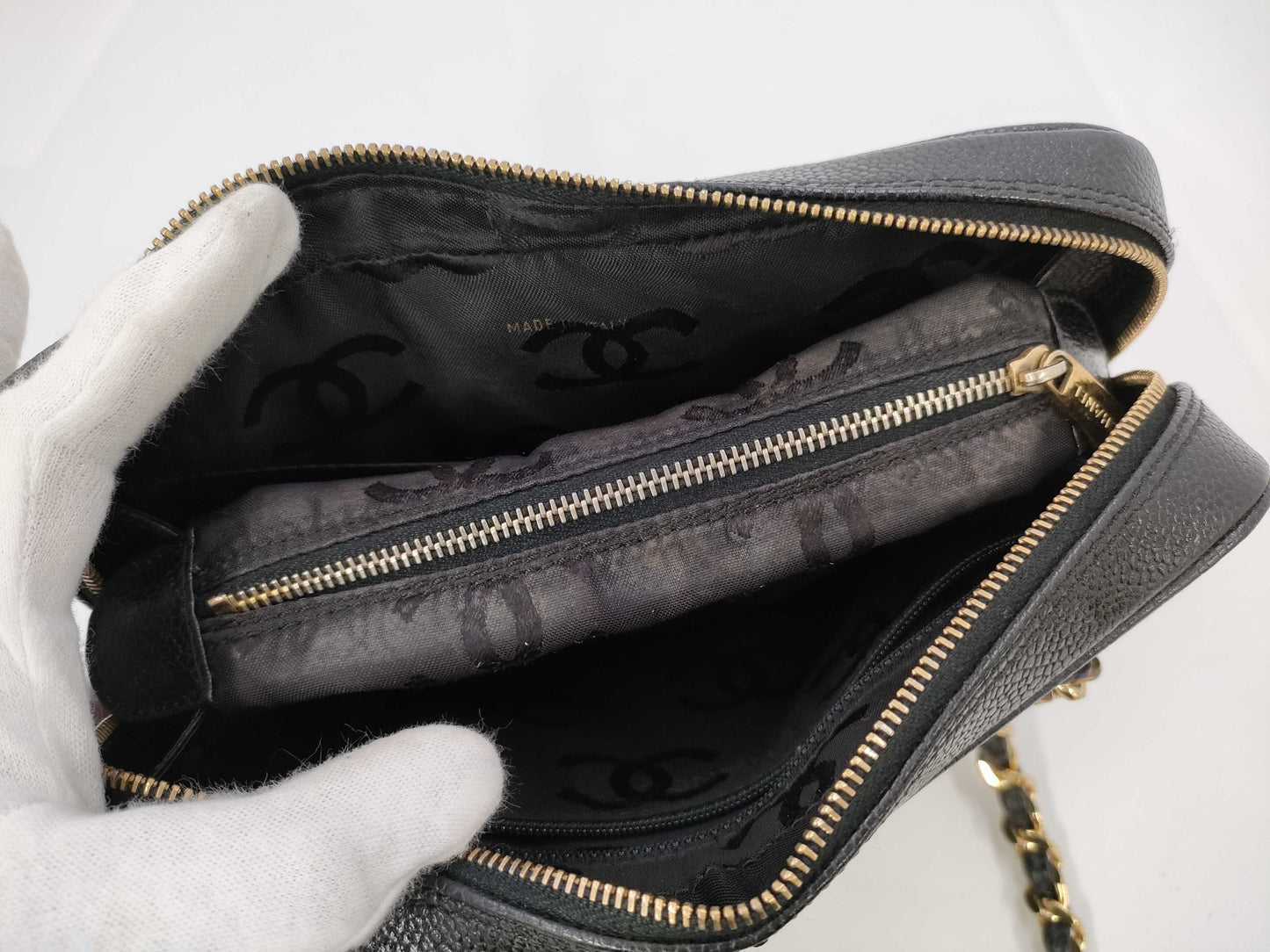 CHANEL Chevron Caviar Leather Chain Shoulder Bag in Black with Gold Hardware, 6877469, No. 6