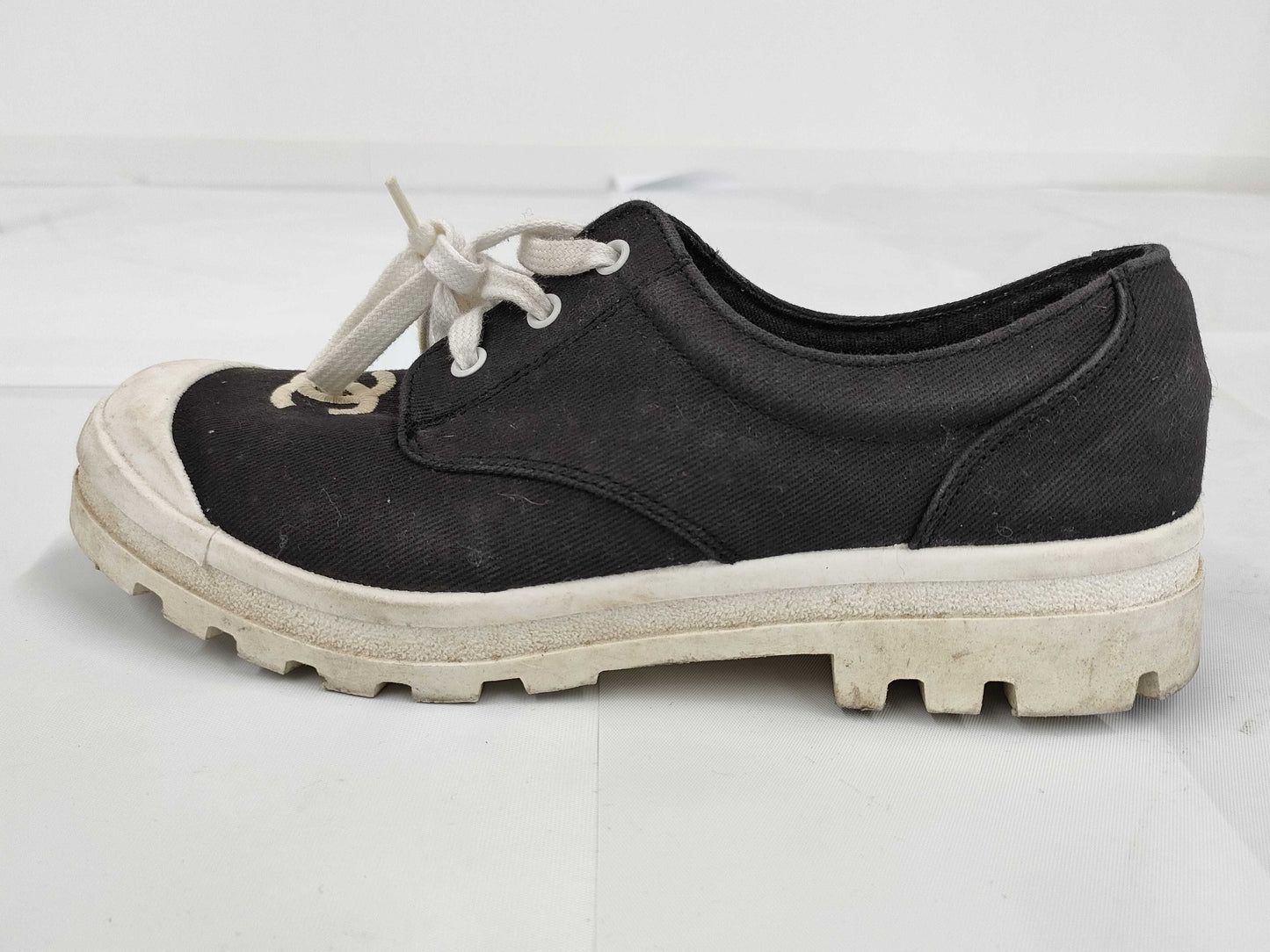 CHANEL Canvas/Rubber Sneakers, Black/White, #38