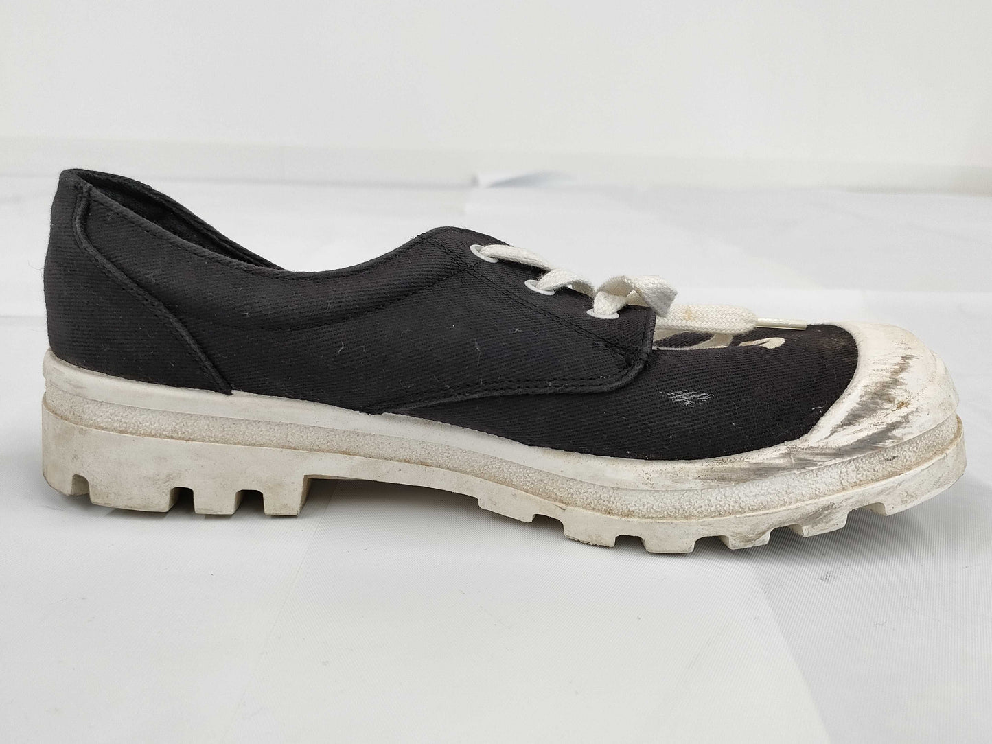 CHANEL Canvas/Rubber Sneakers, Black/White, #38