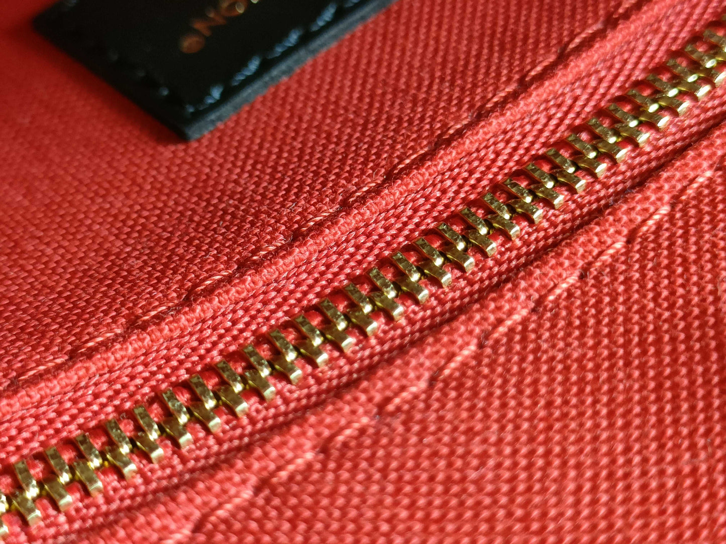 LOUIS VUITTON On the Go PM M46373 Tote Bag