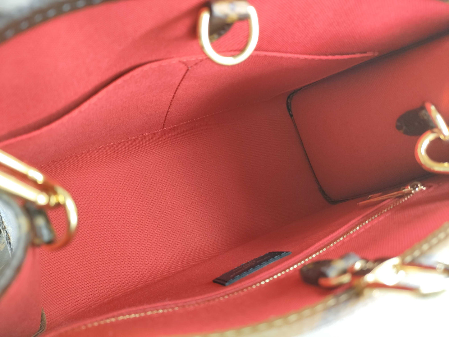 LOUIS VUITTON On the Go PM M46373 Tote Bag