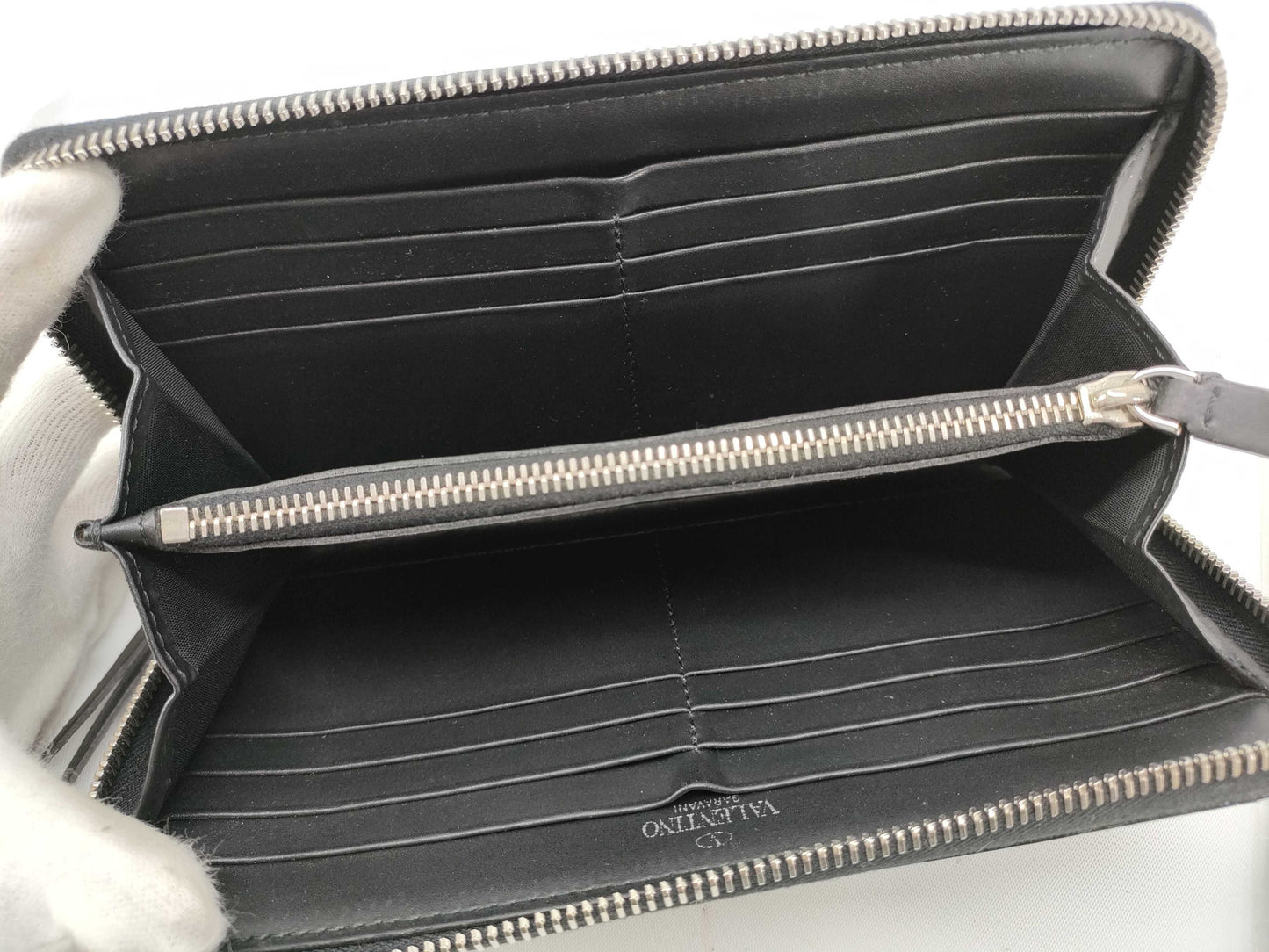 VALENTINO VLTN logo long wallet