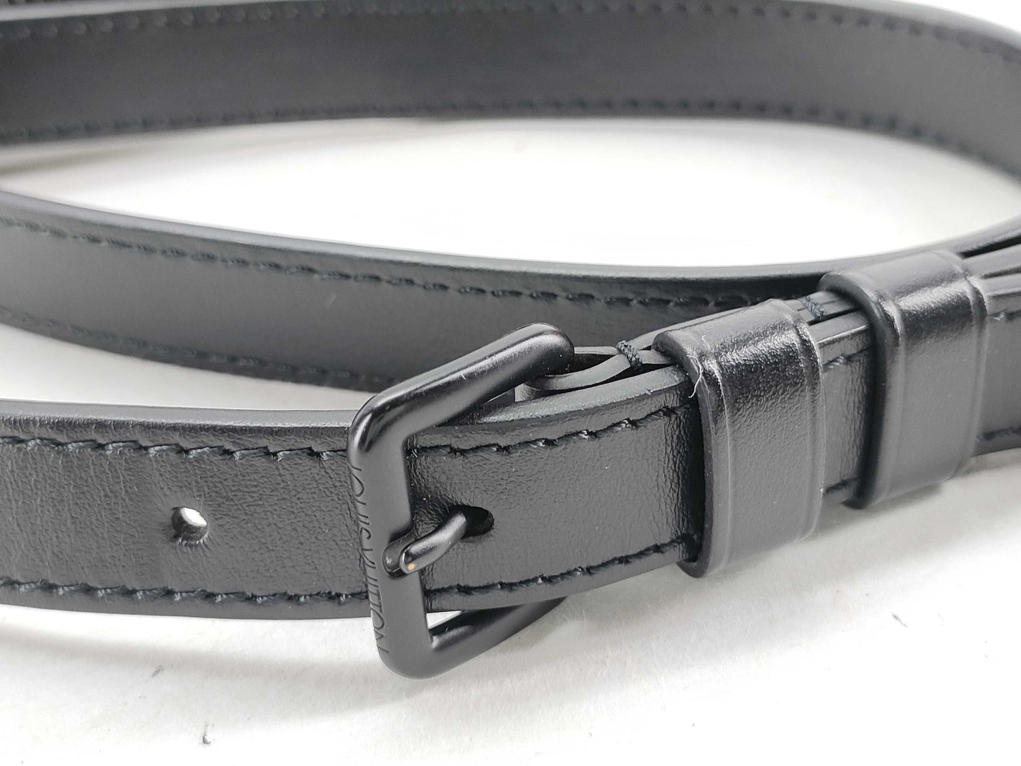 LOUIS VUITTON M69404 Louis Vuitton Macassar Christopher Wearable Wallet M69404 RFID Shoulder Bag