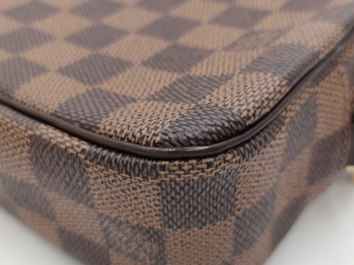 LOUIS VUITTON Damier Pochette Cite N48045 DU0094 Shoulder Bag
