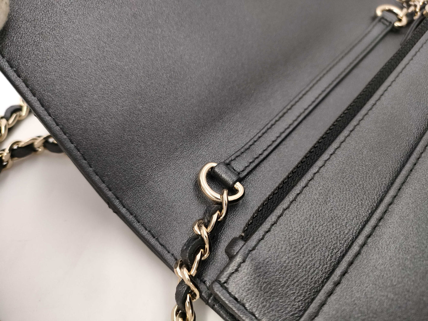 CHANEL Matelasse Shoulder Bag Shoulder Bag