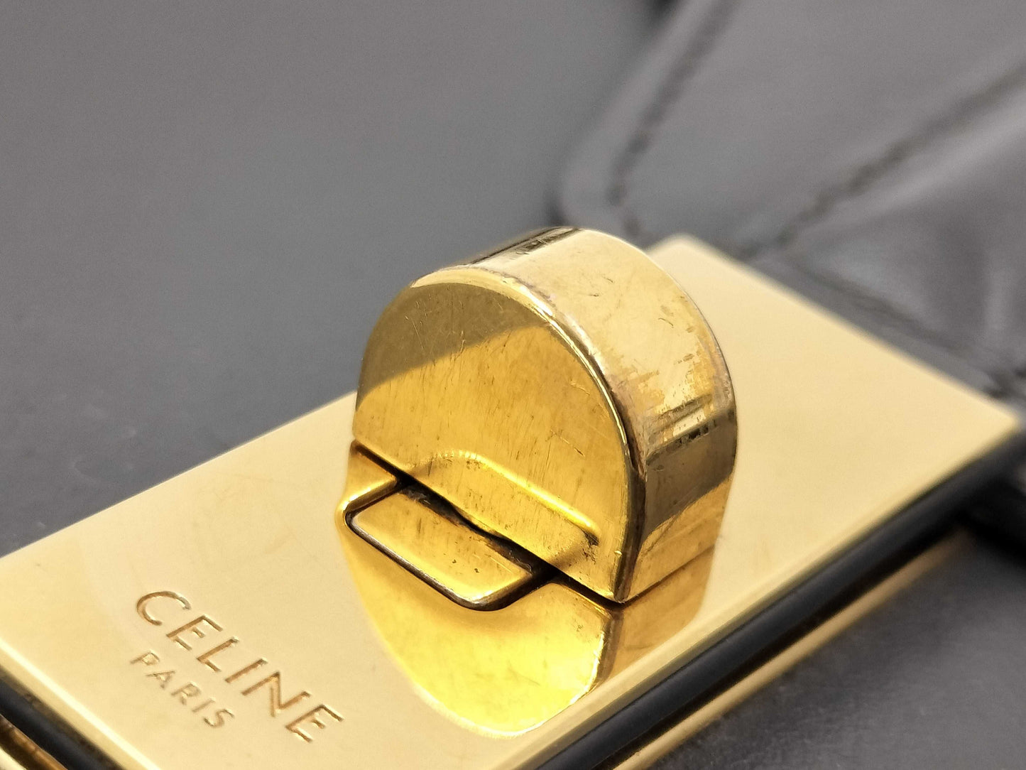 CELINE 16 Seize Besas Small Shoulder Bag