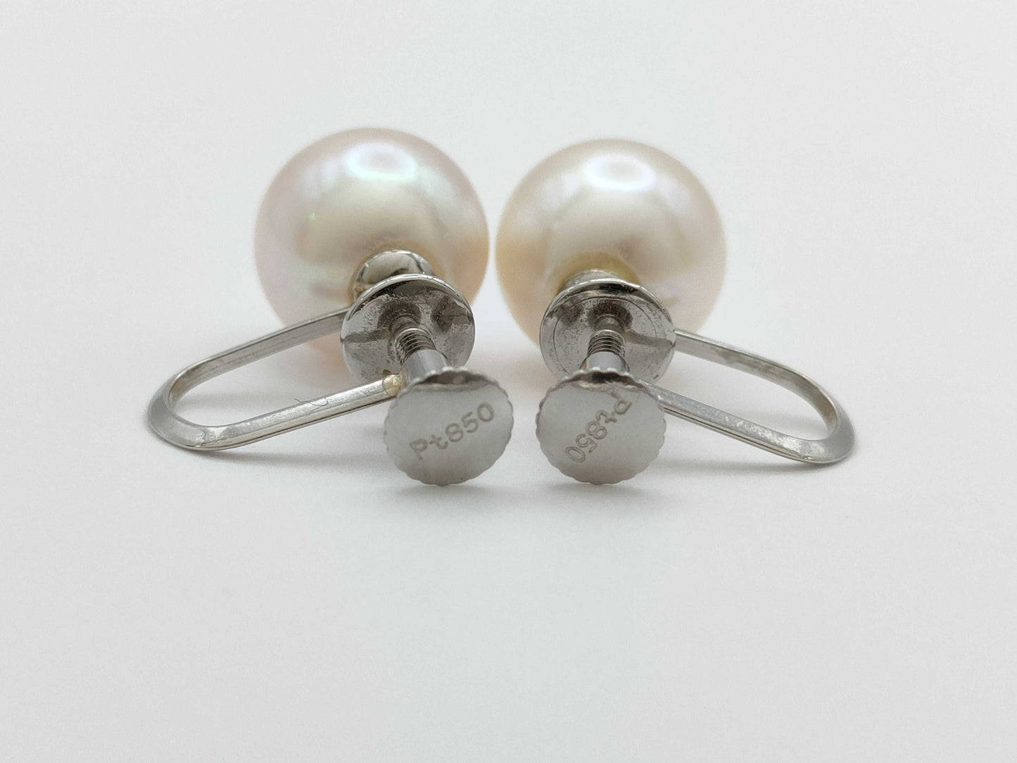 Pearl diameter: Approx. 8.8mm x 2, PT850, 3.2g, Earrings