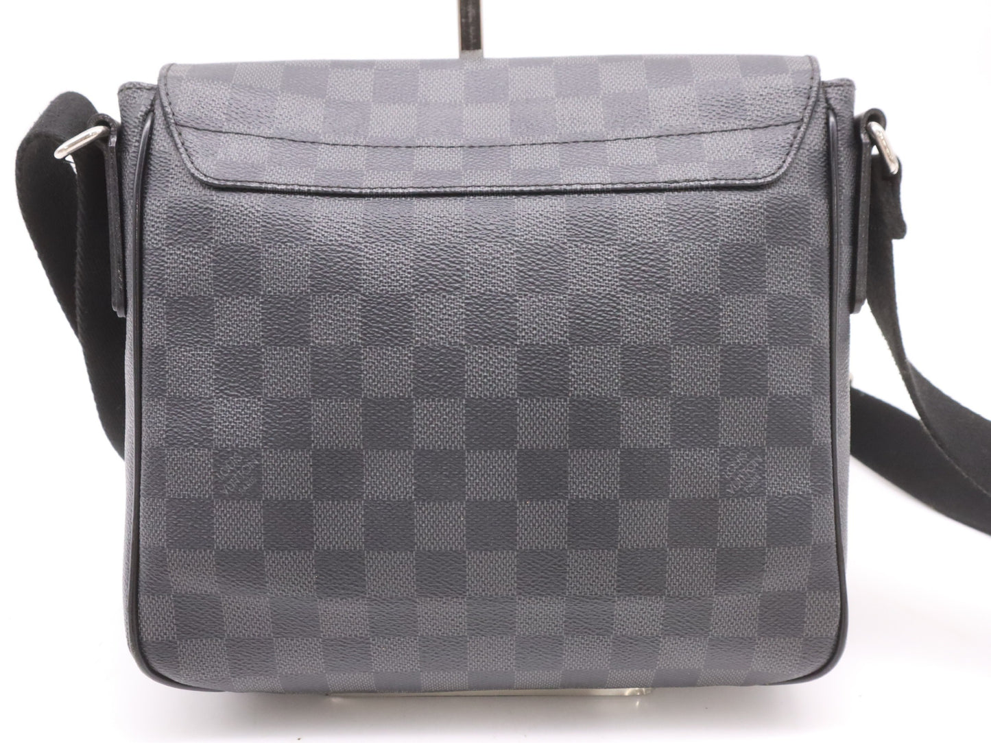 LOUIS VUITTON N41260? Damier Graphite District PM Shoulder Bag