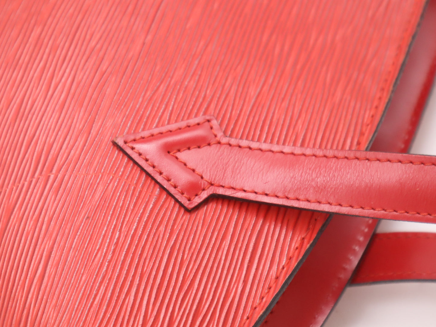 LOUIS VUITTON M52337 Epi Saint-Jacques Poignier Long Castilian Red Tote Bag