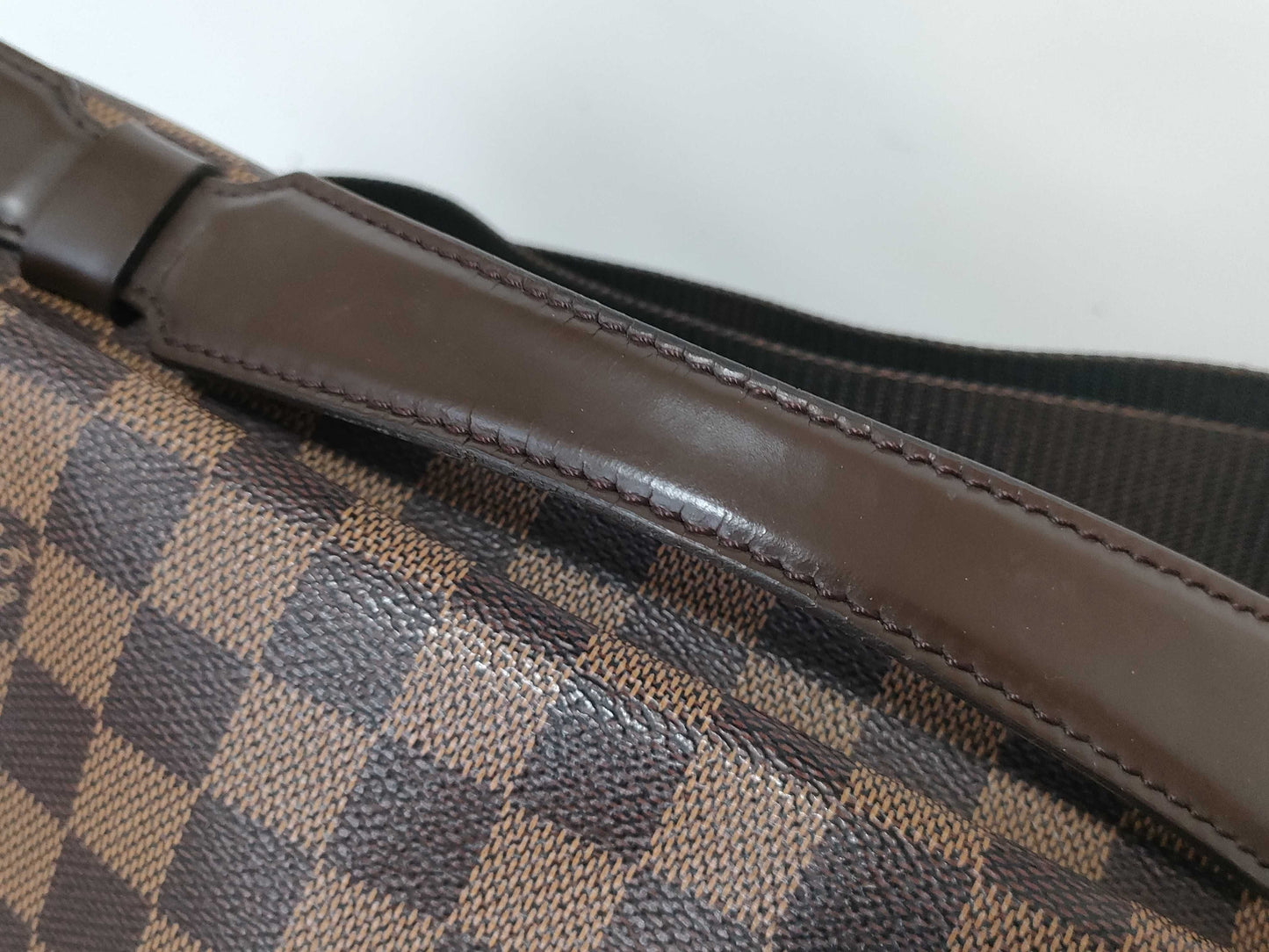 LOUIS VUITTON N 42270 Damier LV Bag x 1 Shoulder Bag