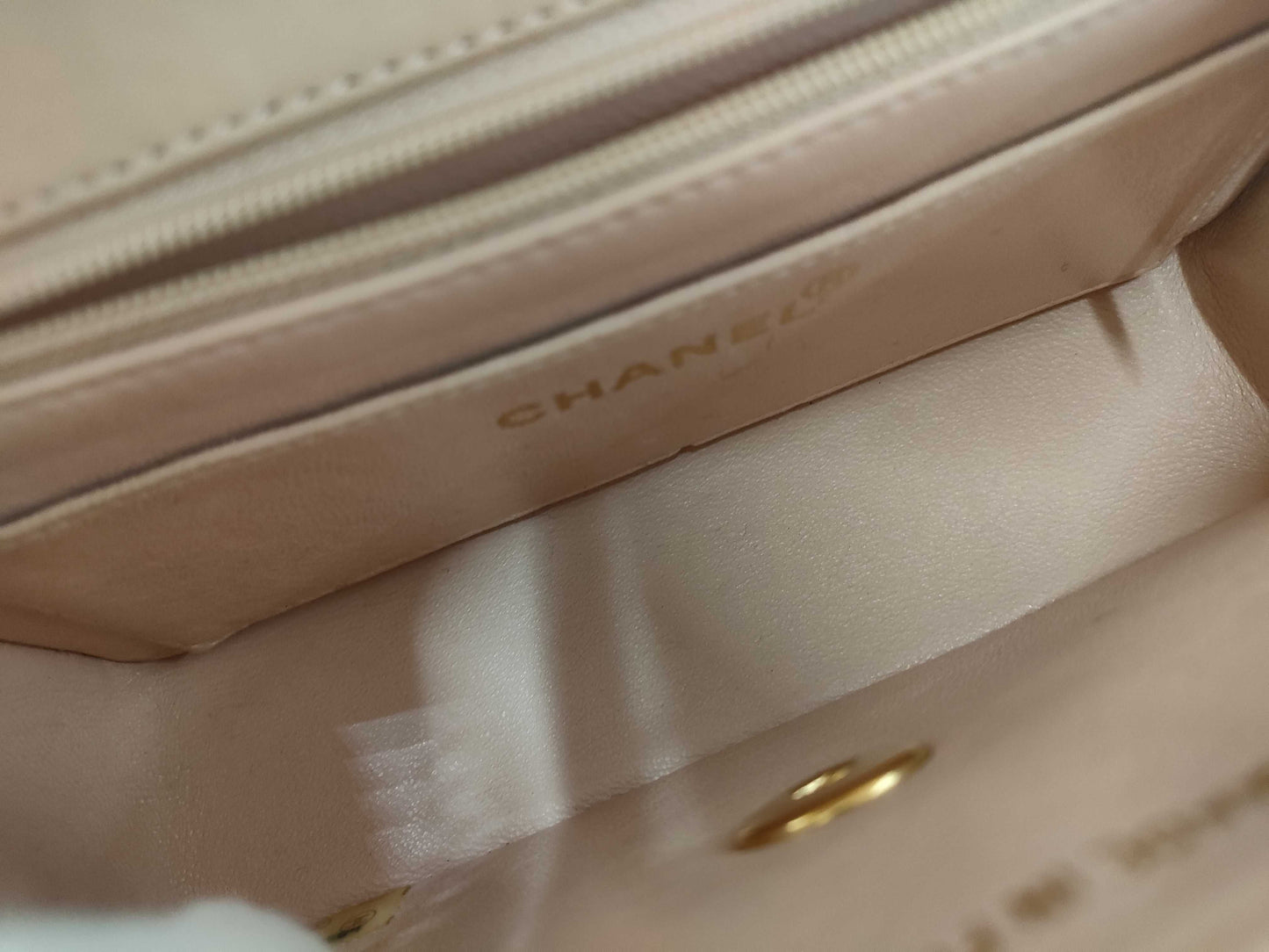 CHANEL Beige Shoulder Bag