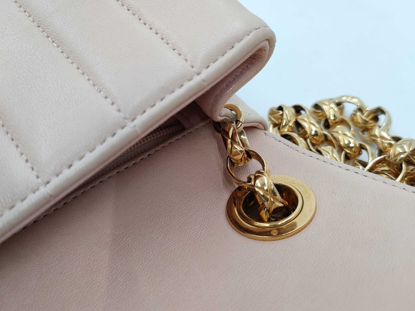 CHANEL Beige Shoulder Bag