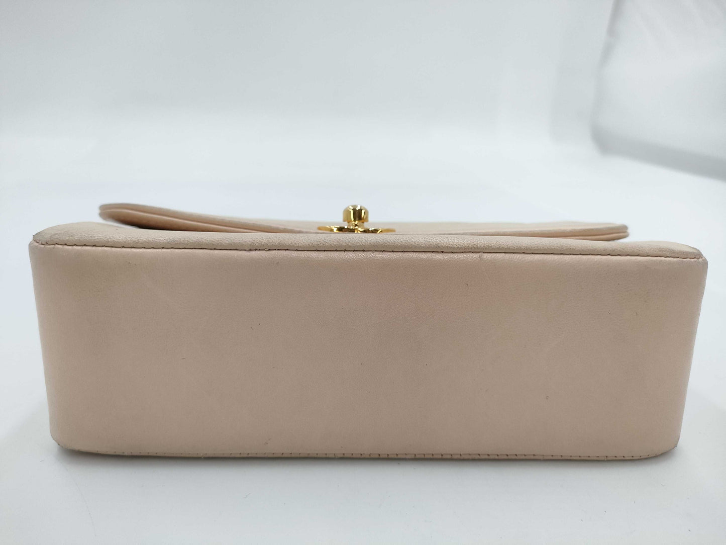 CHANEL Beige Shoulder Bag