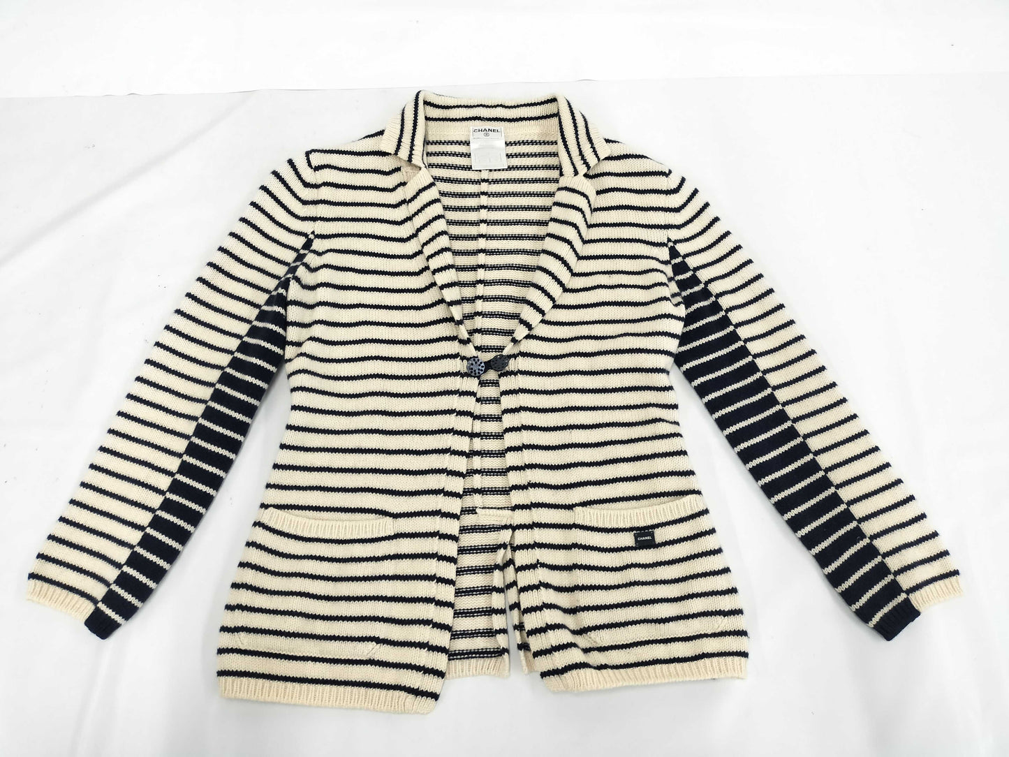CHANEL CHANEL Knit Cardigan Border P21039V01301 03P #38 Cashmere Jacket