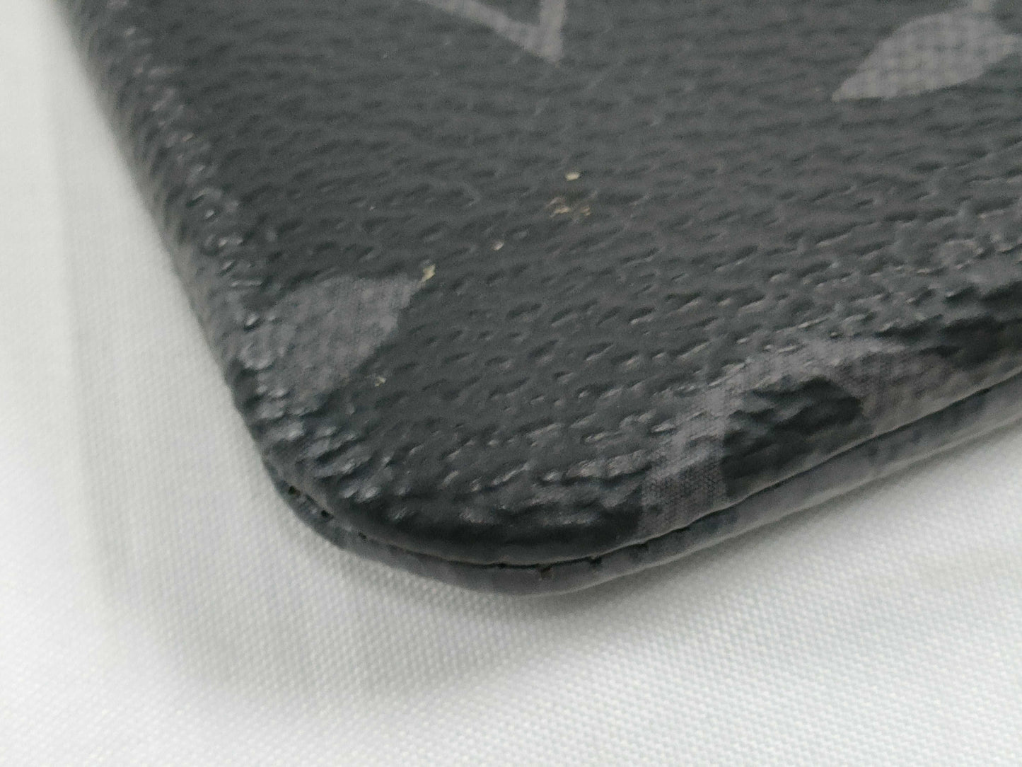 LOUIS VUITTON M 80905 Vuitton Monogram Eclipse Pochette Cle Coin Case