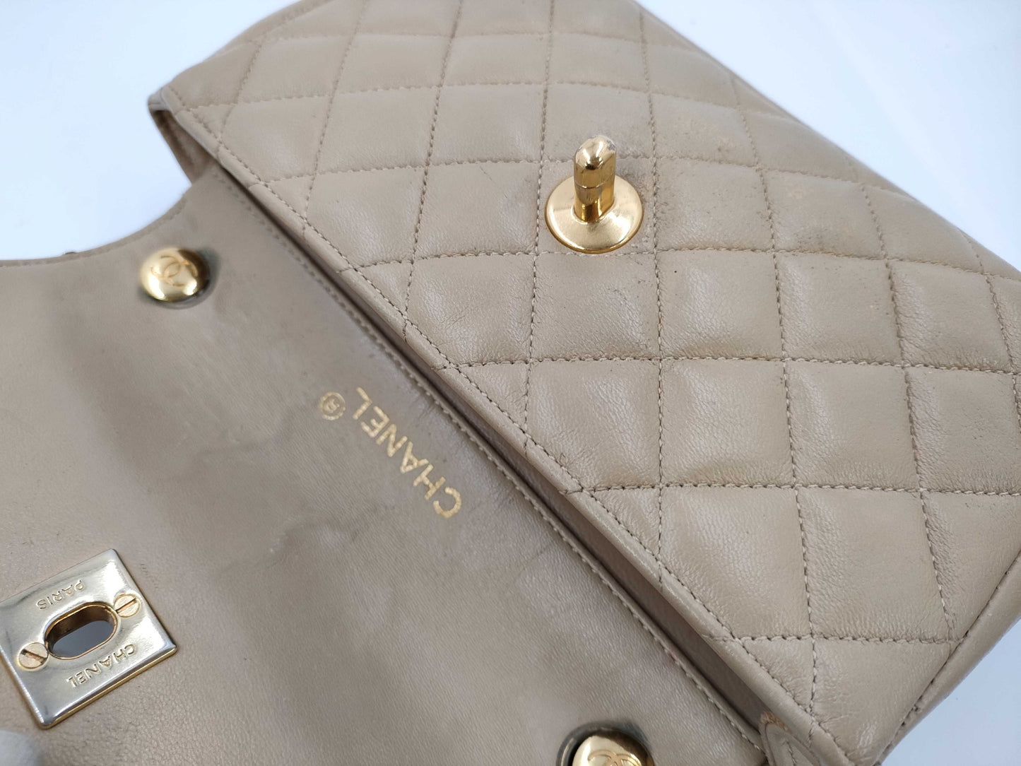 CHANEL Matelasse Shoulder Bag with Seal