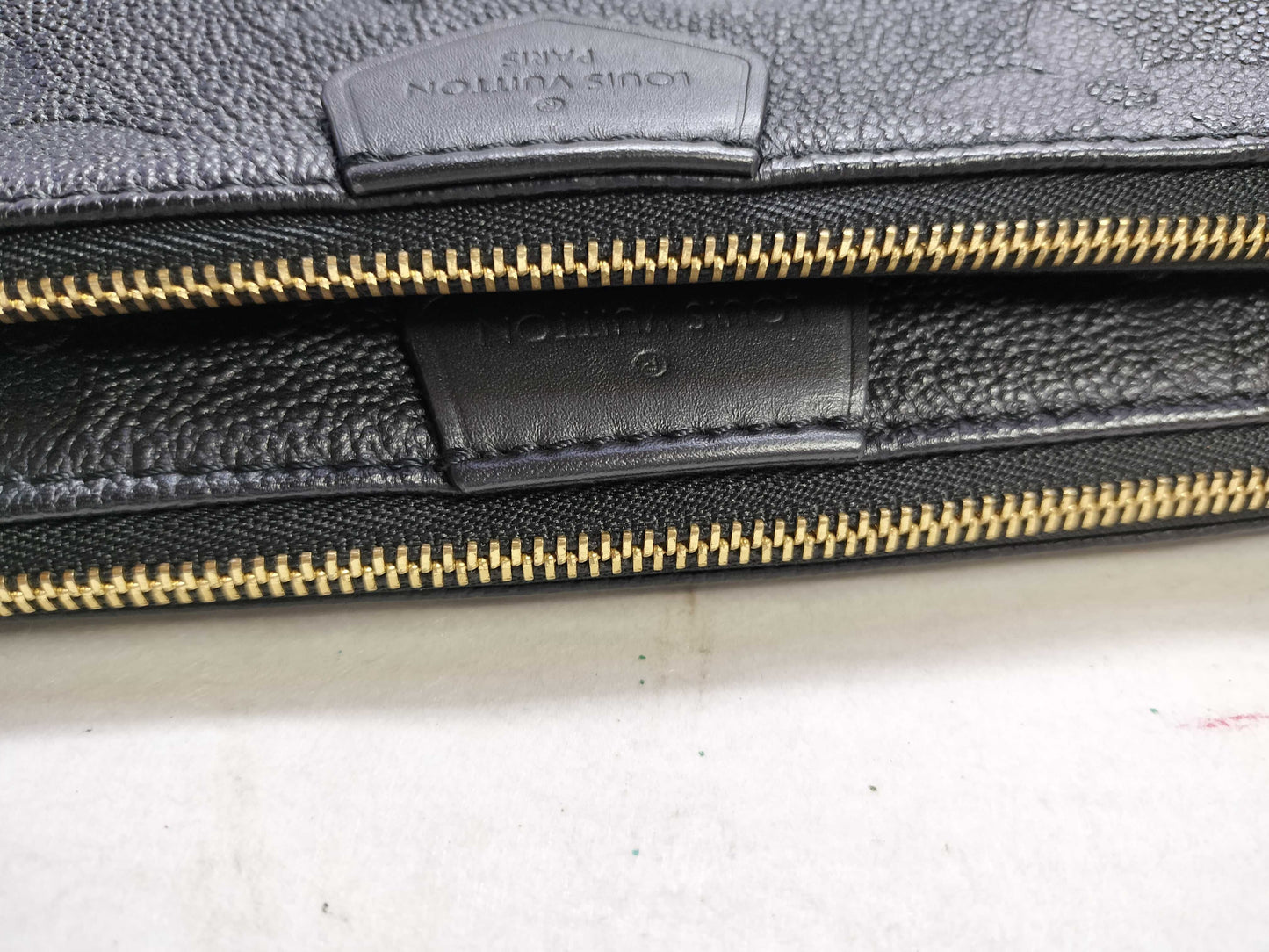 LOUIS VUITTON Monogram Empreinte Louis Vuitton Monogram Shoulder Bag Shoulder Bag