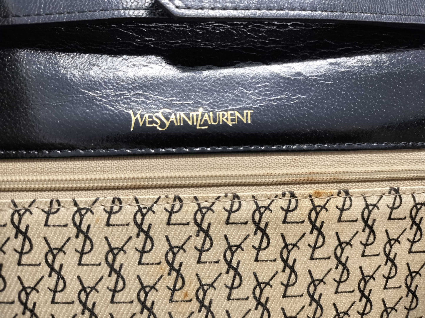 Yves Saint Laurent Lizard Leather Shoulder Bag