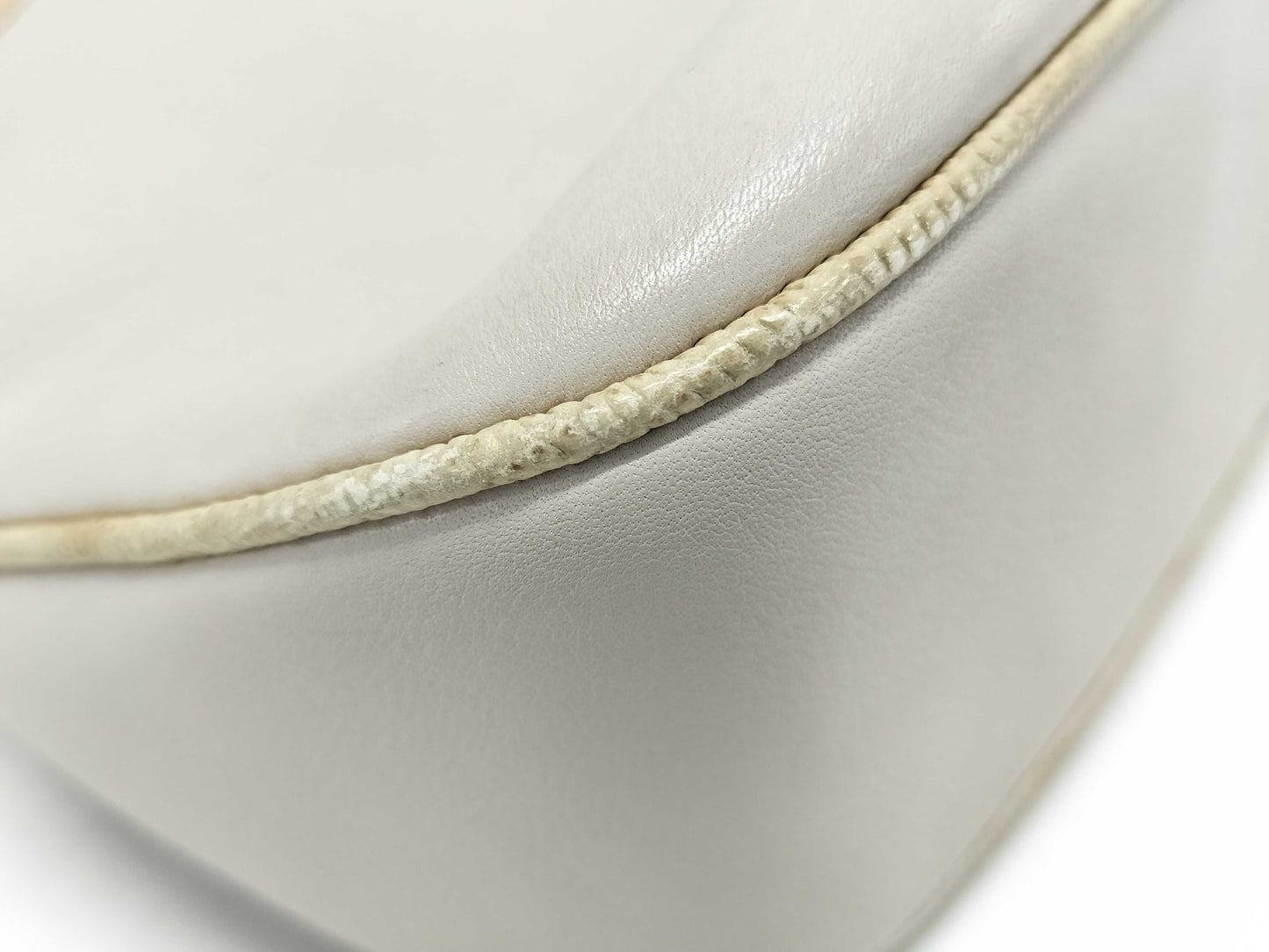 CELINE Carriage Hardware Lizard Embossed Leather Shoulder Bag