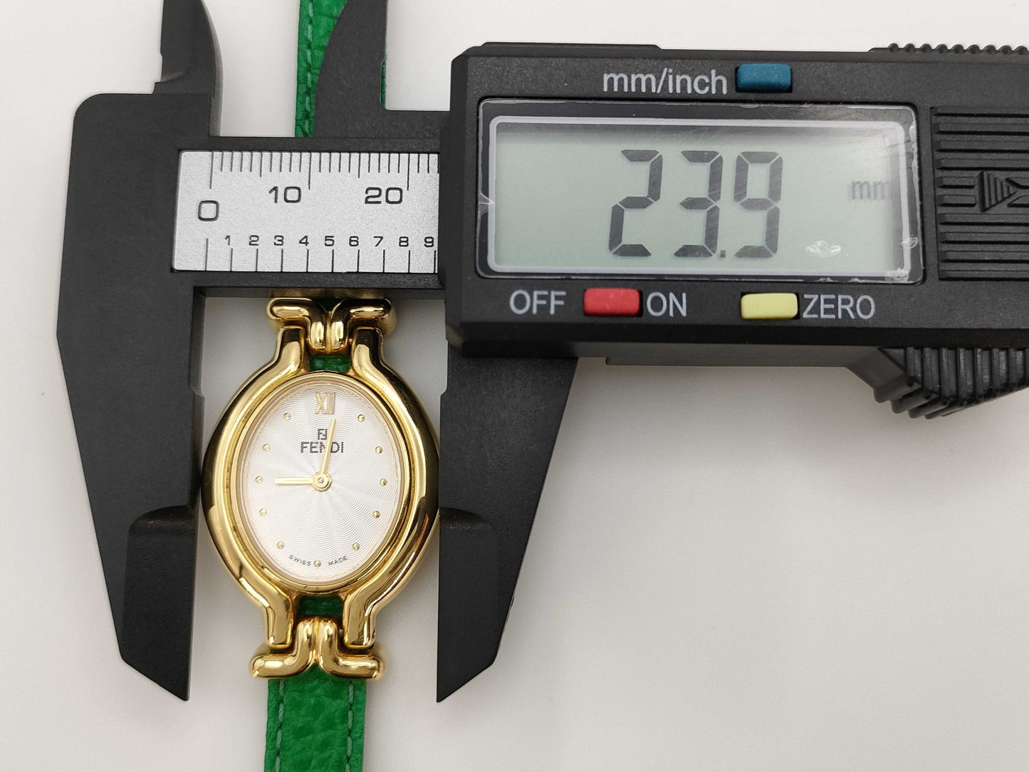FENDI Change Strap 640L 086-709 Quartz Women's Watch