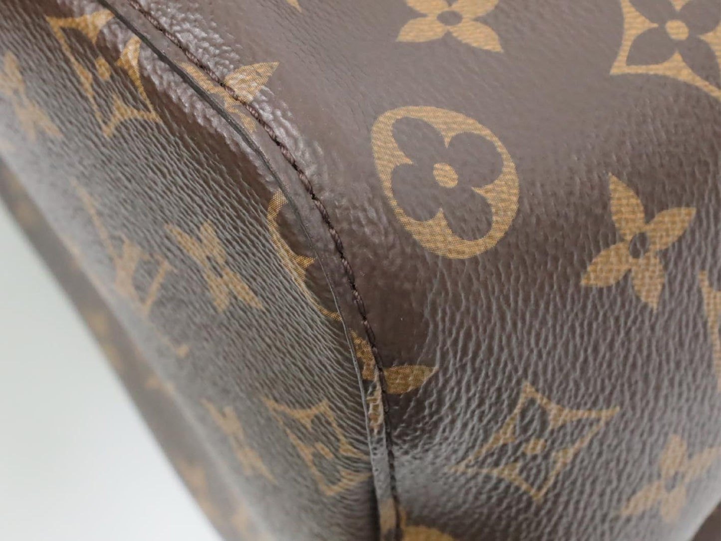 LOUIS VUITTON Monogram NeoNoe M44020 RFID Verified Shoulder Bag