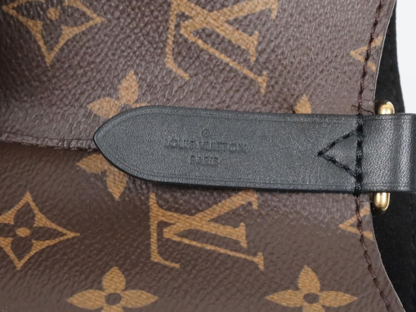 LOUIS VUITTON Monogram NeoNoe M44020 RFID Verified Shoulder Bag