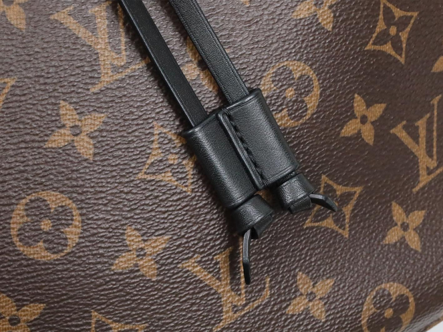 LOUIS VUITTON Monogram NeoNoe M44020 RFID Verified Shoulder Bag